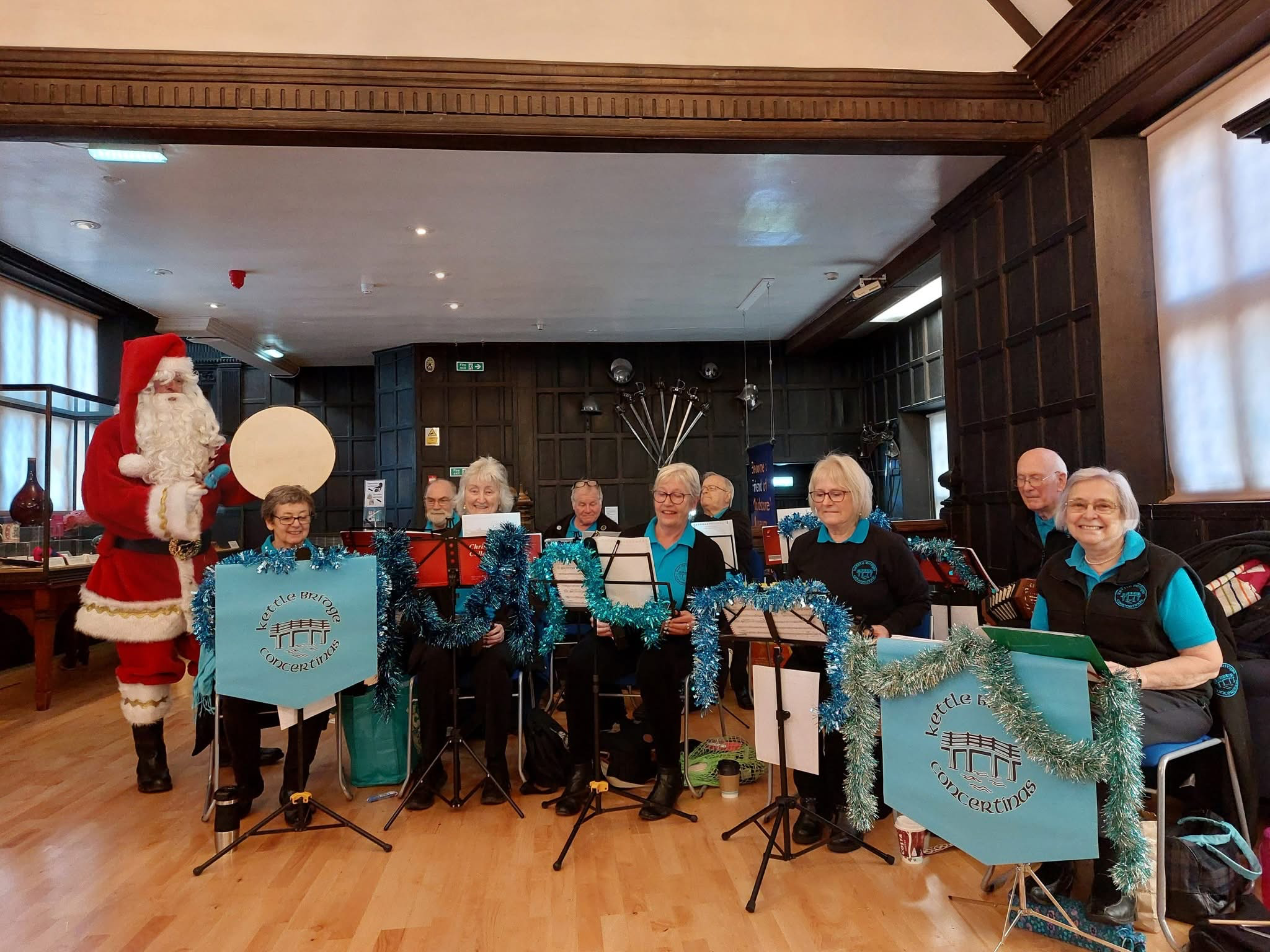 Kettle Bridge Concertinas With Santa Claus